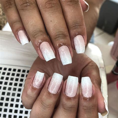 Unha Branca Com Brilho - Unhas Decoradas Com Brilho Branco