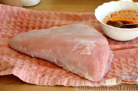 Рецепт: Запечённое филе индейки в пряном маринаде с соевым соусом на ...