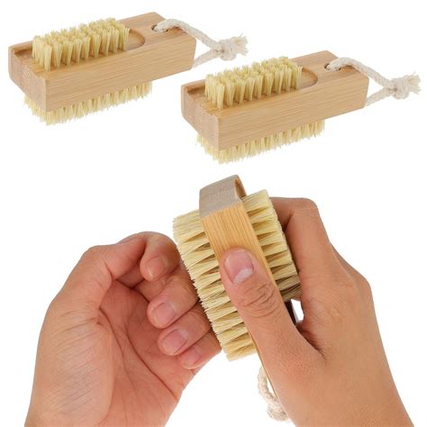 Amazon.com: Amaxiu Wooden Nail Brush for Cleaning Fingernails, 2PCS ...