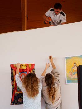 preparing auction - The Mirror