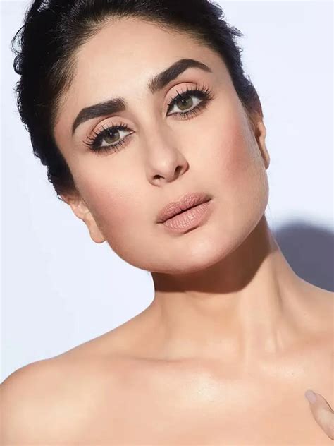 traditional   kareena kapoor khan mirchiplus