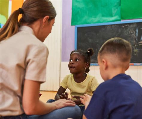 Average Salary for Speech Pathologists in Canada 16