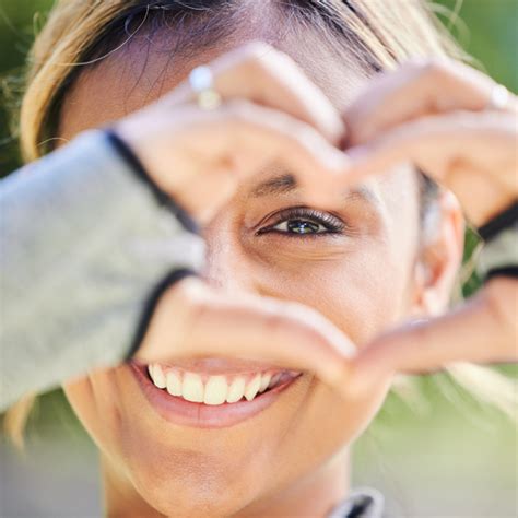 Can a Brighter Smile Lead to a Healthier Heart? - Blog - Incredible Smiles