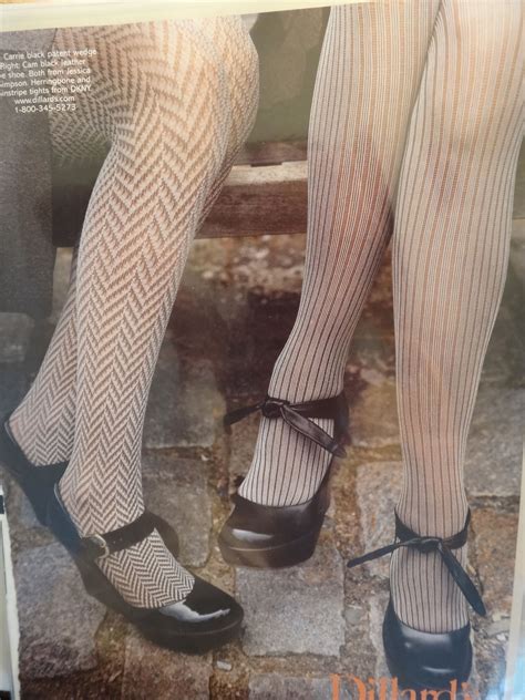 textured tight w/ mary jane shoes during autumn and winter | Mary jane