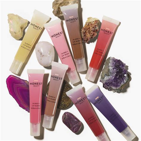 Hydrating Plumping Lip Gloss with Coconut Oil | Honest