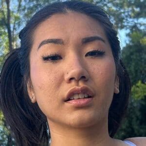 Cindy Zheng - Age, Family, Bio | Famous Birthdays