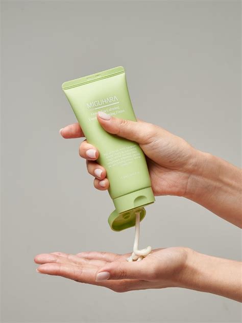 Miguhara Green Tea Calming Essence Cleansing Foam Origin - Αφρός ...