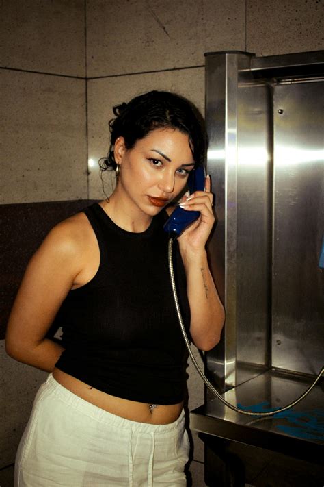 Naked Women In Public Photos, Download The BEST Free Naked Women In