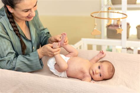 O Que Fazer Para Ajudar O Bebe A Fazer Coco - Como Ajudar o Bebê a Fazer Cocô: Dicas Seguras e Naturais