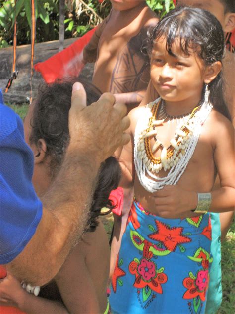 My Experience Visiting the Embera Tribe of Panama – Michelle Valentine ...