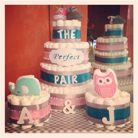 Baby Shower Cakes Twin Girls / Twin Baby Shower Cake - cake by CakeyCake - CakesDecor / For more ...