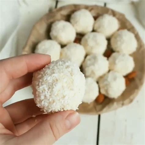 Сливочно-грушевые конфеты с кешью и кокосом | Recipe | Krispie treats ...