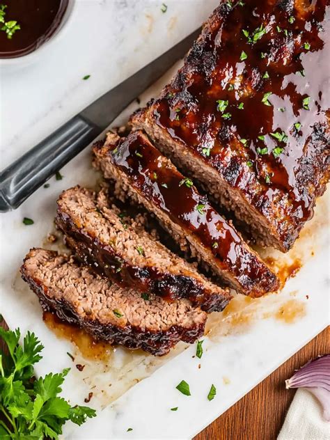 Ultimate Grilled Meatloaf: Juicy Flavor with a Smoky Twist