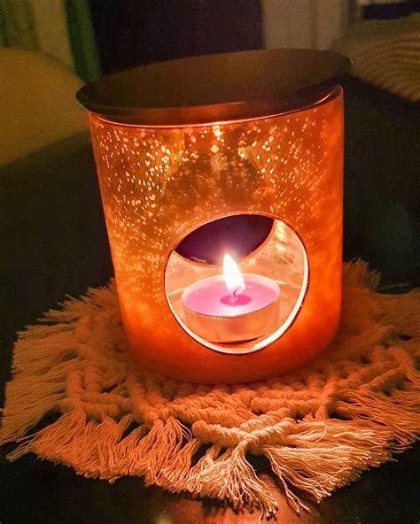 Naked London | London