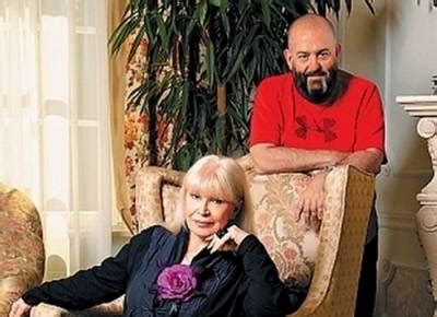 Жена Михаила Шуфутинского, фото - Мужское и женское