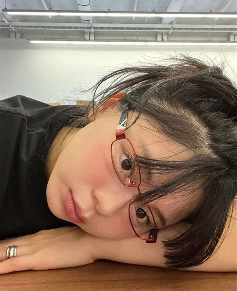 bayonetta glasses | Hair beauty, Pure products, Beauty