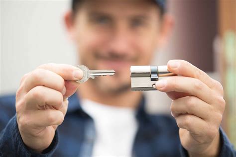 What Does A Locksmith Do? | Checkatrade