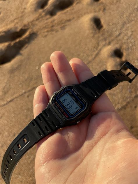 [Casio W-59] My Casio came back after loosing it for a week out at sea ...