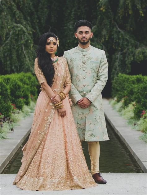 Peach Color Dress Combination