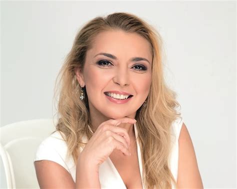 Милена Иванова: Ние лекуваме не човека, а живота му | Всичко за жената