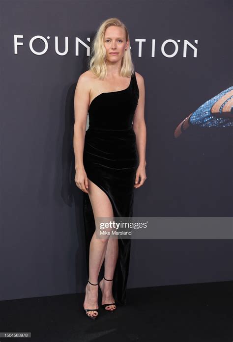 Laura Birn's feet