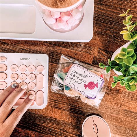 5 Amazing Ways to Celebrate Your Volunteer Team! – The Sugar Cube