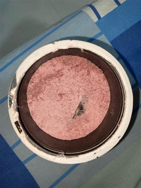 Creatine monohydrate didn’t get any air inside the container for 2-3