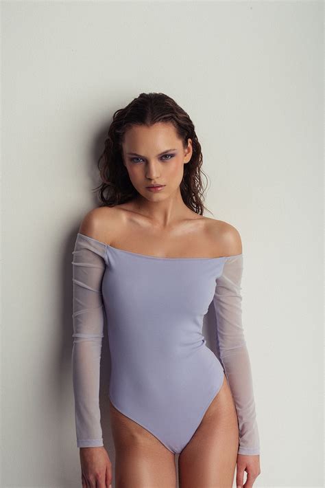 mia  amaze models