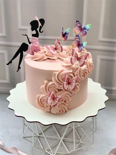 Pin by Lisa on Motiv Torten | Birthday cake decorating, Simple cake ...