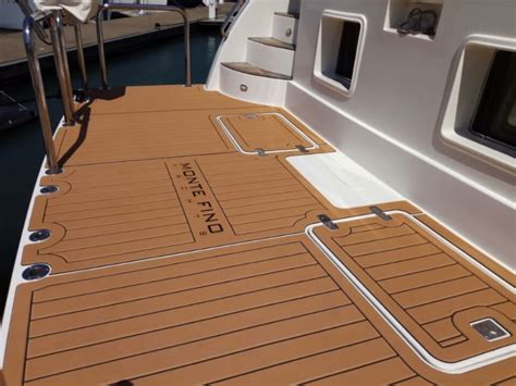 custom boat flooring options  fc custom marine flooring