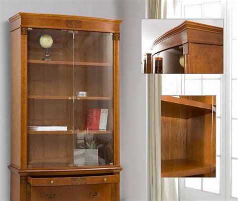 Классические книжные шкафы для респектабельной домашней библиотеки