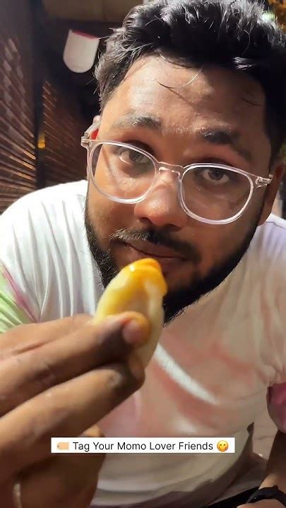 BEST JHOL MOMOS! 😍 #kolkata #food #momolovers #momos #foodie # ...