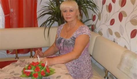Мені 65 років, і я працюю в Італії. Нещодавно я дізналася, що моя дочка ...