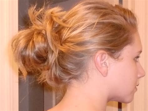 LoveTheStylee: Quick Bohemian Updo.