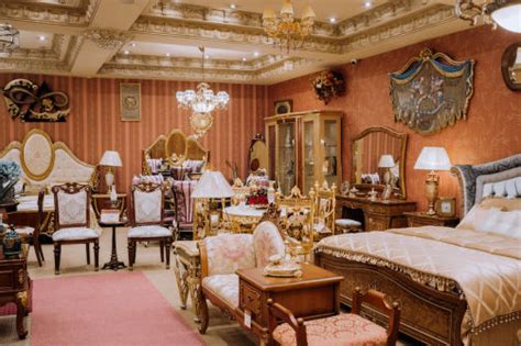 Malaysia Furniture World : Royal Classic Furniture Store