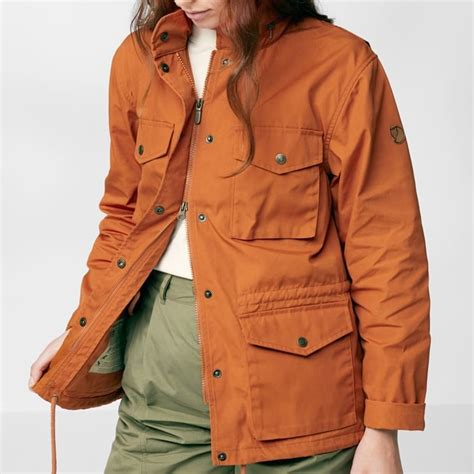 Fjallraven Raven Jacket W 620 Green - Premium Quality Outdoor Jacket ...