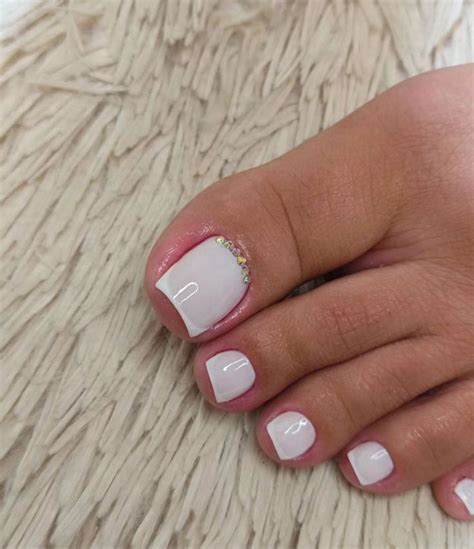 Unhas Do Pé Decoradas Com Glitter - Unhas decoradas do pé: inspirações simples, com flores e até glitter ...