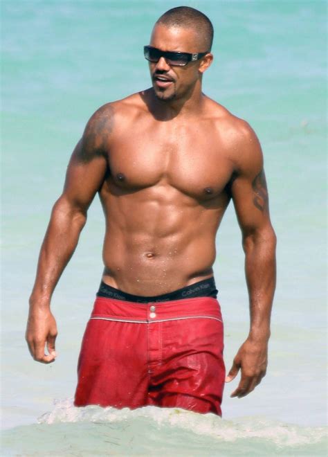 shemar moore beach