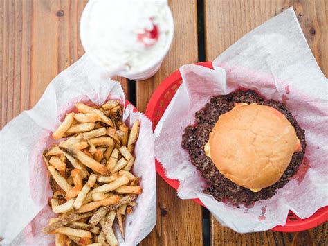 The 25 Best Burgers In Chicago - Chicago - The Infatuation