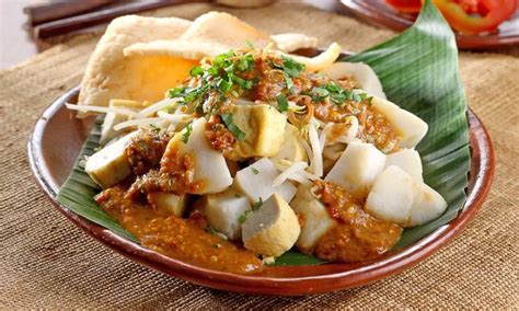 Mengenal Kupat Tahu, Kuliner Tradisional Indonesia dan Sejarahnya