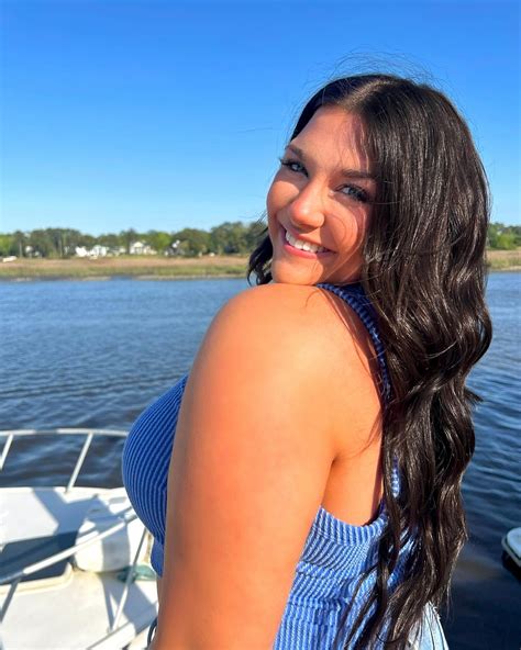 alli brooke (@allison.brookeh) • Instagram photos and videos