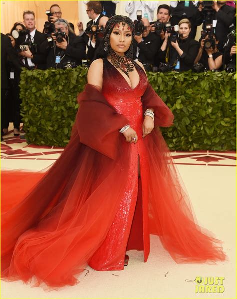 Nicki Minaj Says She's Skipping Met Gala 2021 in Since-Deleted Tweet ...
