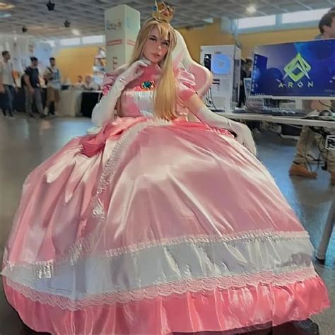 Pin by MAIGTHY 33 on Guardado rápido | Princess peach, Peach, Princess