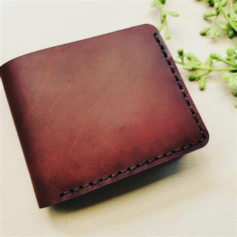 Men Leather Bifold Wallet – Invictus Leather