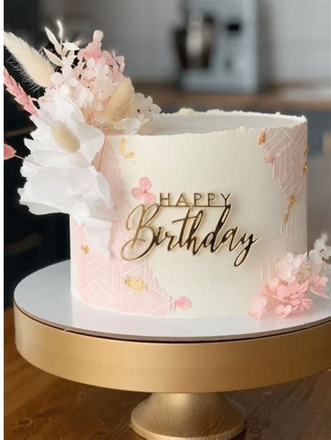 Birthday cake design ideas for girls – News9 LIVE