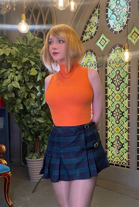 Ashley cosplay by Me : r/residentevil