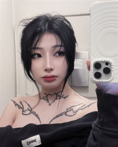 Atlas | Tattoo progress 🖤 🐉 artist: @oozy_tattoo #tattoo | Instagram