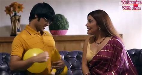 paglet tinku sleep  bhabhi  aunty paglet web series explained