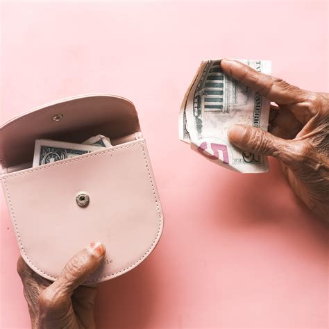 Retail analysts explain the massive economic success of primark corby 21