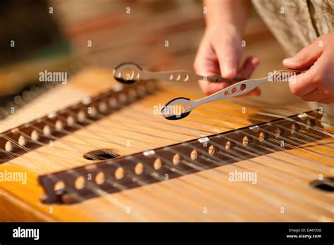 Hammered Dulcimer